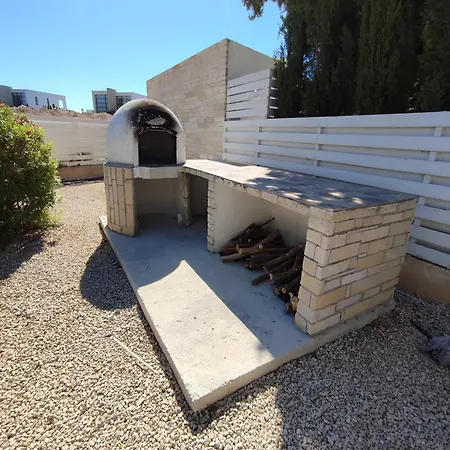 Romano Villa